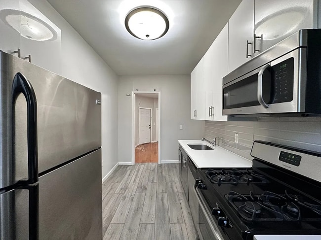 Photo - 98 Wayne St Unit 4B