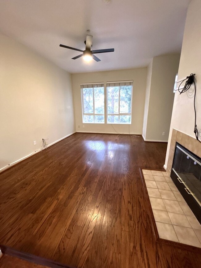 Photo - 470 Whitechapel Ave