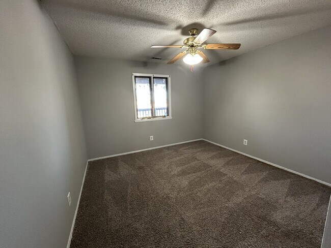 Photo - 405 S 7th St