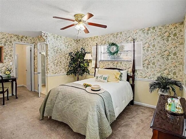 Photo - 2810 Sandwell Dr