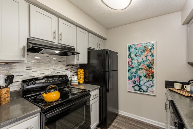 Huntsview Apartments Model Kitchen