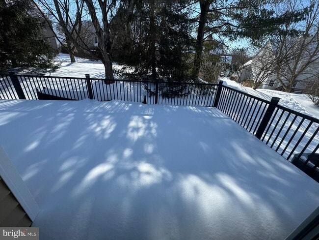 Photo - 11 Killdeer Ln