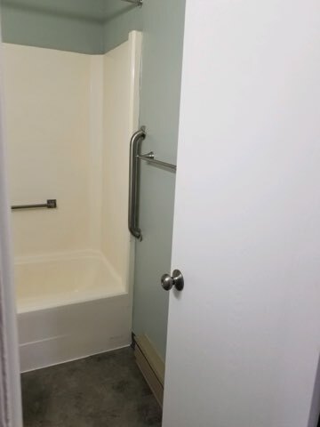 bathroom - Shreve Creek Commons