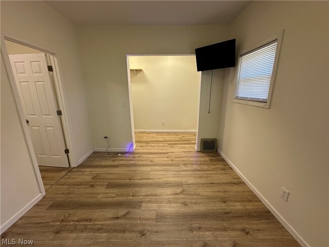 Photo - 119 Shields Rd