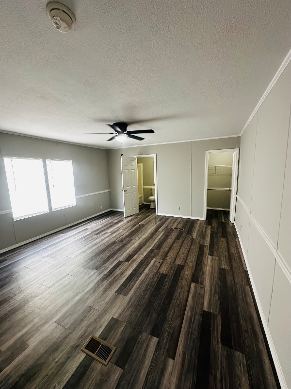 Photo - 9477 Lansdowne Rd