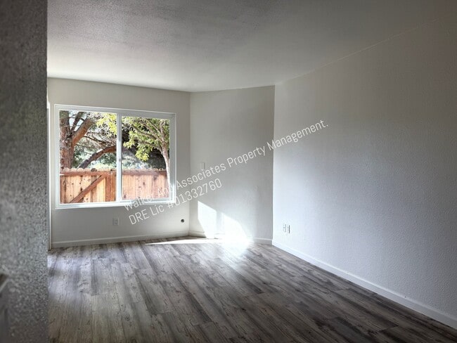 Photo - 325 E Rice Ranch Rd