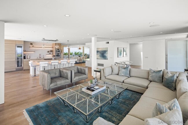 Photo - 7502 Hillside Dr