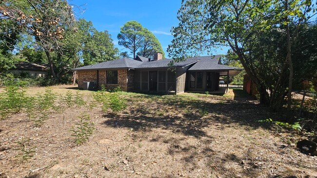 Photo - 1700 Kendolph Dr Unit 1