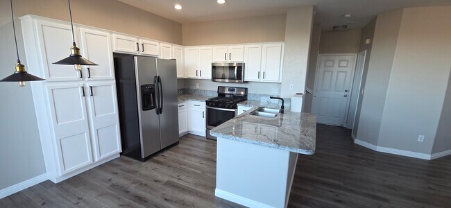 Photo - 658 Integrity Point Ave