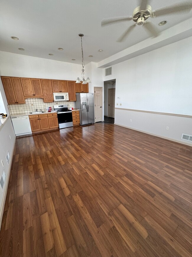 Photo - 34 E Washington St Unit 9