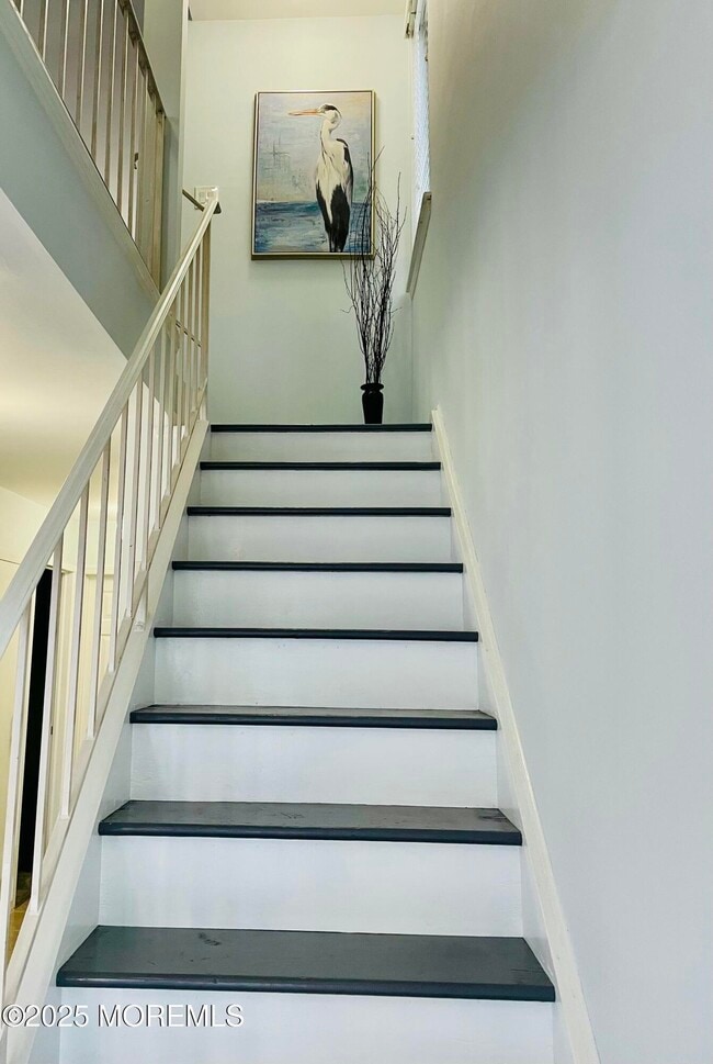 Photo - 190 Spruce St