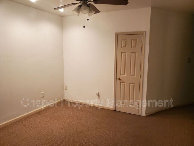 Photo - 2114 W Pacific St