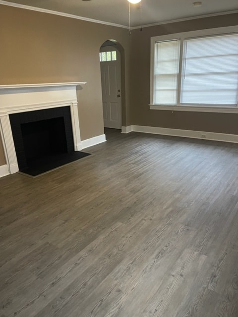 Photo - 615 N Steele St