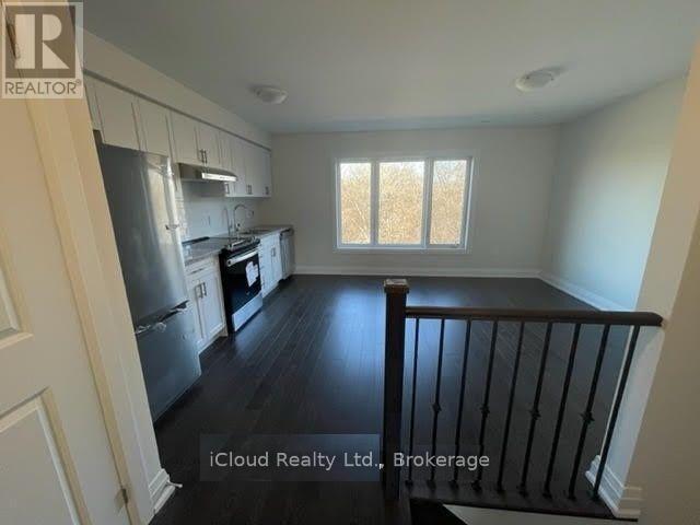 Photo - 33 Wild Rose Gardens