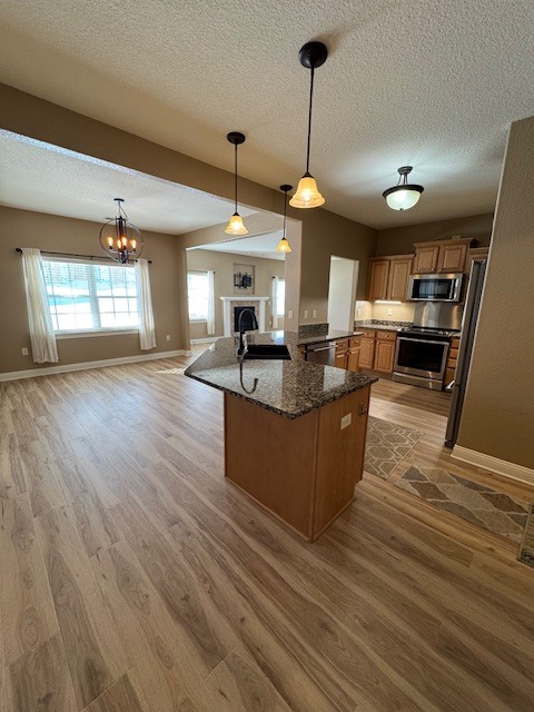 Photo - 1815 Woodland Way