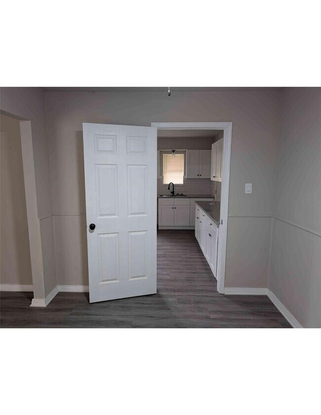 Photo - 10922 Lockgate Ln