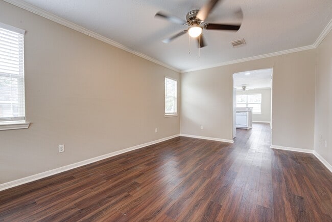 Photo - 1206 Grunwald Heights Blvd