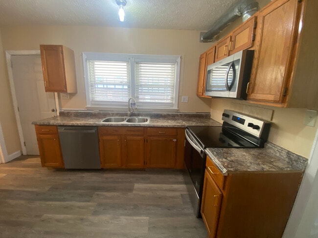 Photo - 1302 Riddle Ave