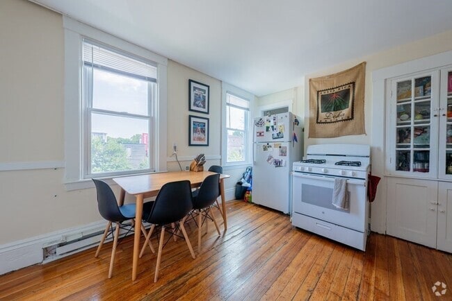 Building Photo - 193 Hampshire St Rental