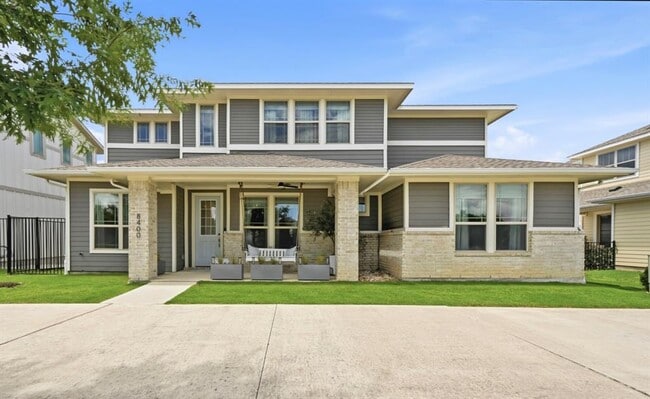 Photo - 8400 Ausblick Ave