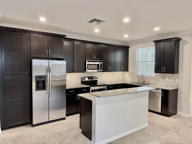 Photo - 123 N K St