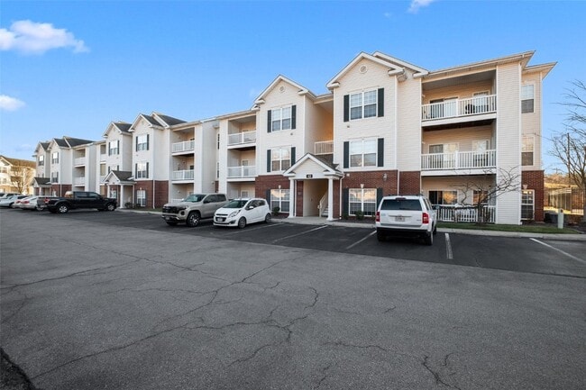 Photo - 42 Kassebaum Ln Unit 211