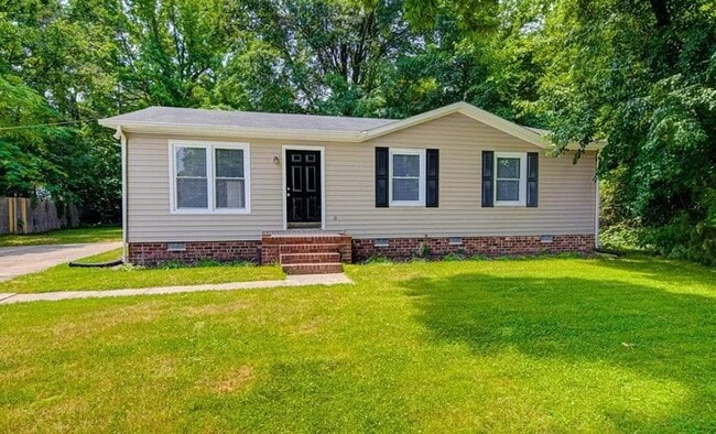 Photo - 409 W Vandalia Rd