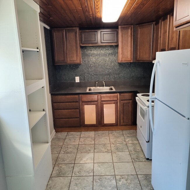 Photo - 610 Mills Ave Unit 610 B