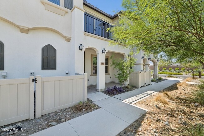 Building Photo - 4631 S Element