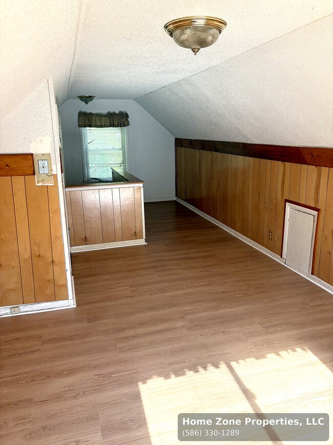 Photo - 486 Fildew Ave
