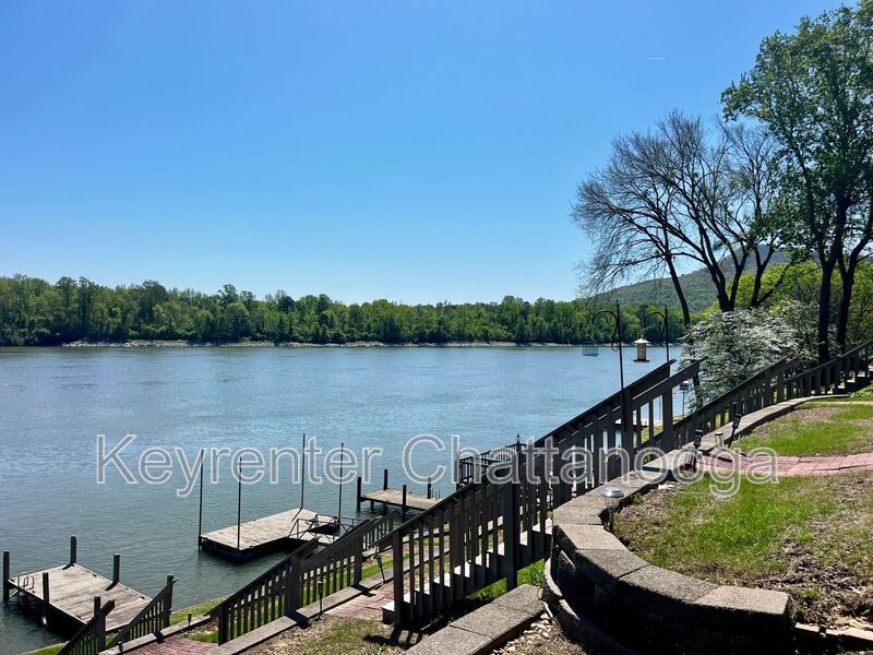 Photo - 3166 Waterfront Dr