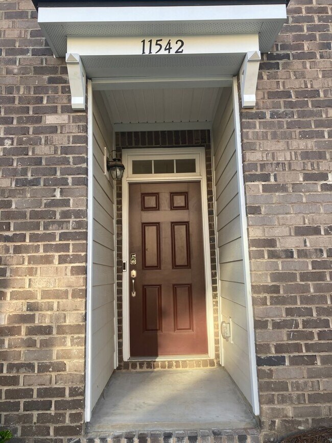 Spacious Townhome for Lease in Waverly! ... House Rental in