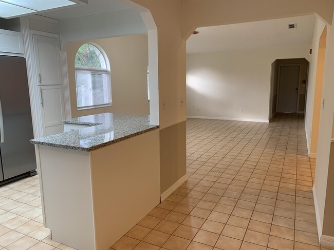 Photo - 25 Plainview Dr Unit A