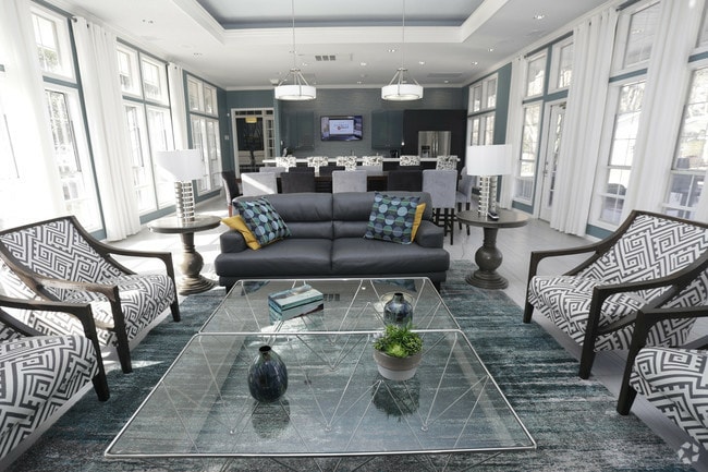 Photo - Greyeagle Apartments