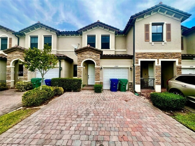 Building Photo - 11989 SW 150th Pl