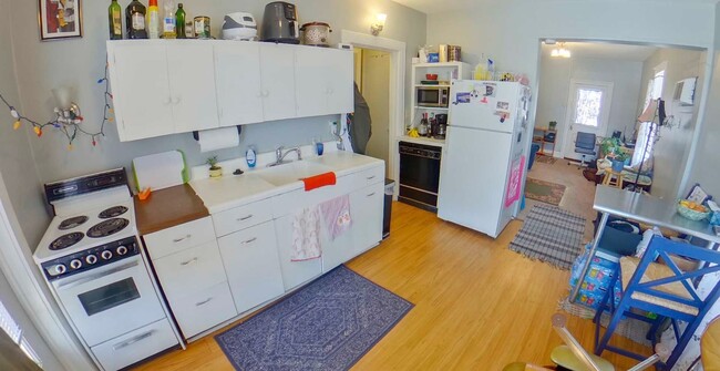 Photo - 731 Humboldt St Apartment Unit #1