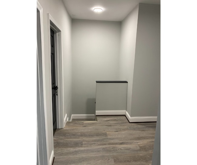 Photo - 3523 Edmondson Ave Unidad D AVAILABLE $650 D