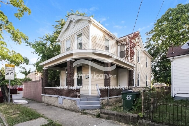 Photo - 228 Hanover St