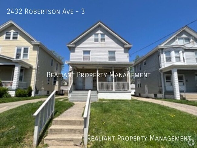 Building Photo - 2432 Robertson Ave Unit 3 Rental