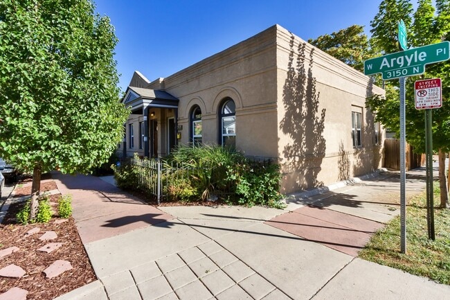 Photo - 2498 W Argyle Pl