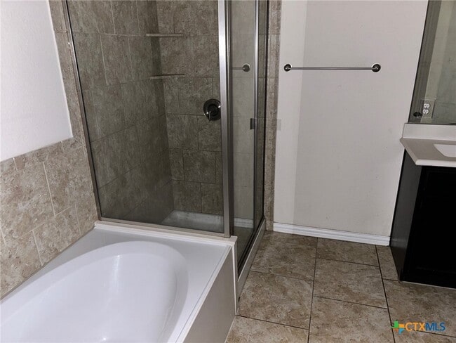 Building Photo - 6110 Taffinder Ln