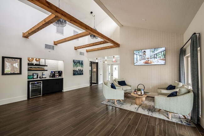 Cadia on the Loop apartments — community photo