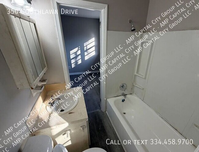 Photo - 350 Southlawn Dr