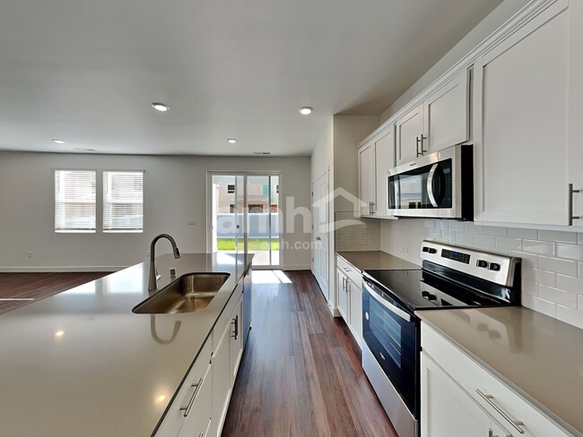 Photo - 4922 86th Ave NE