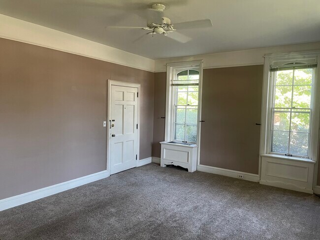101 S Broad St Unit 1