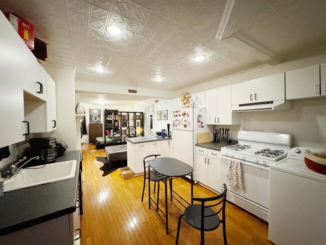 Photo - 107 Sussex St Condo Unit 1