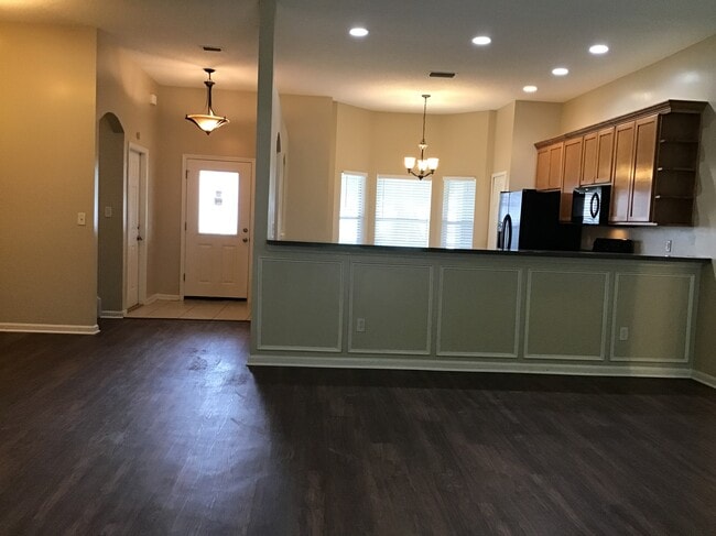 Photo - 2469 Royal Pointe Dr