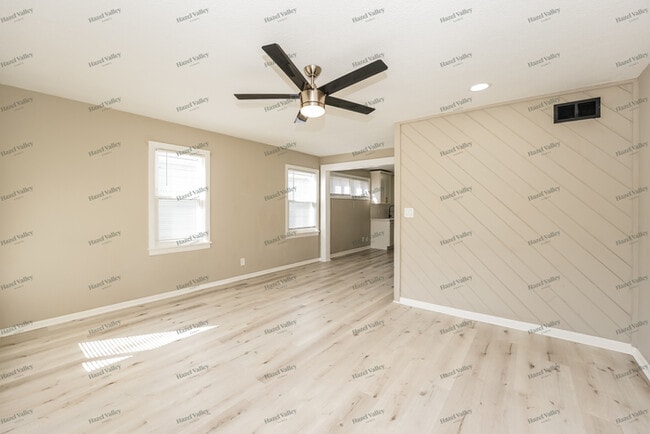 Photo - 1204 Dartmoor Ave