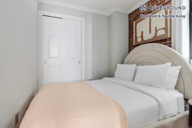 Photo - 221 Mott St Unit FL3-ID2053