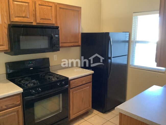 Photo - 11016 Segunda St NW